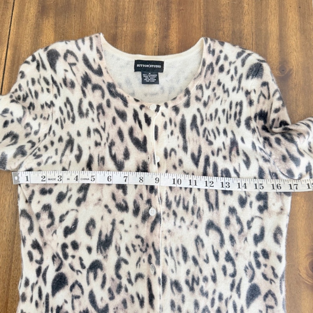 Sutton Studio Womens 100% Cashmere Leopard Print Button Front Cardigan Medium - Picture 7 of 9